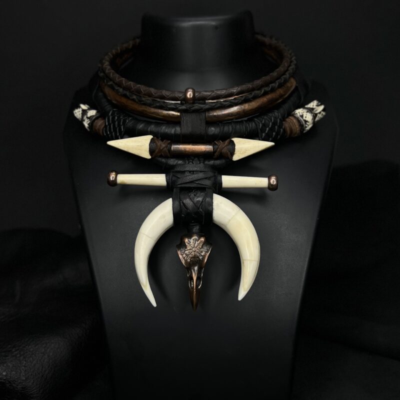 Remnant Neckpiece